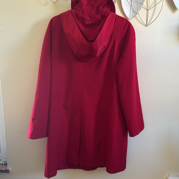 Jacket - Picture 4 of 5